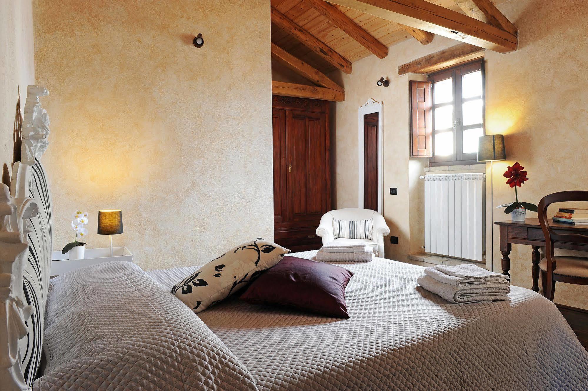 Antica Locanda Lunetta Мандас Экстерьер фото