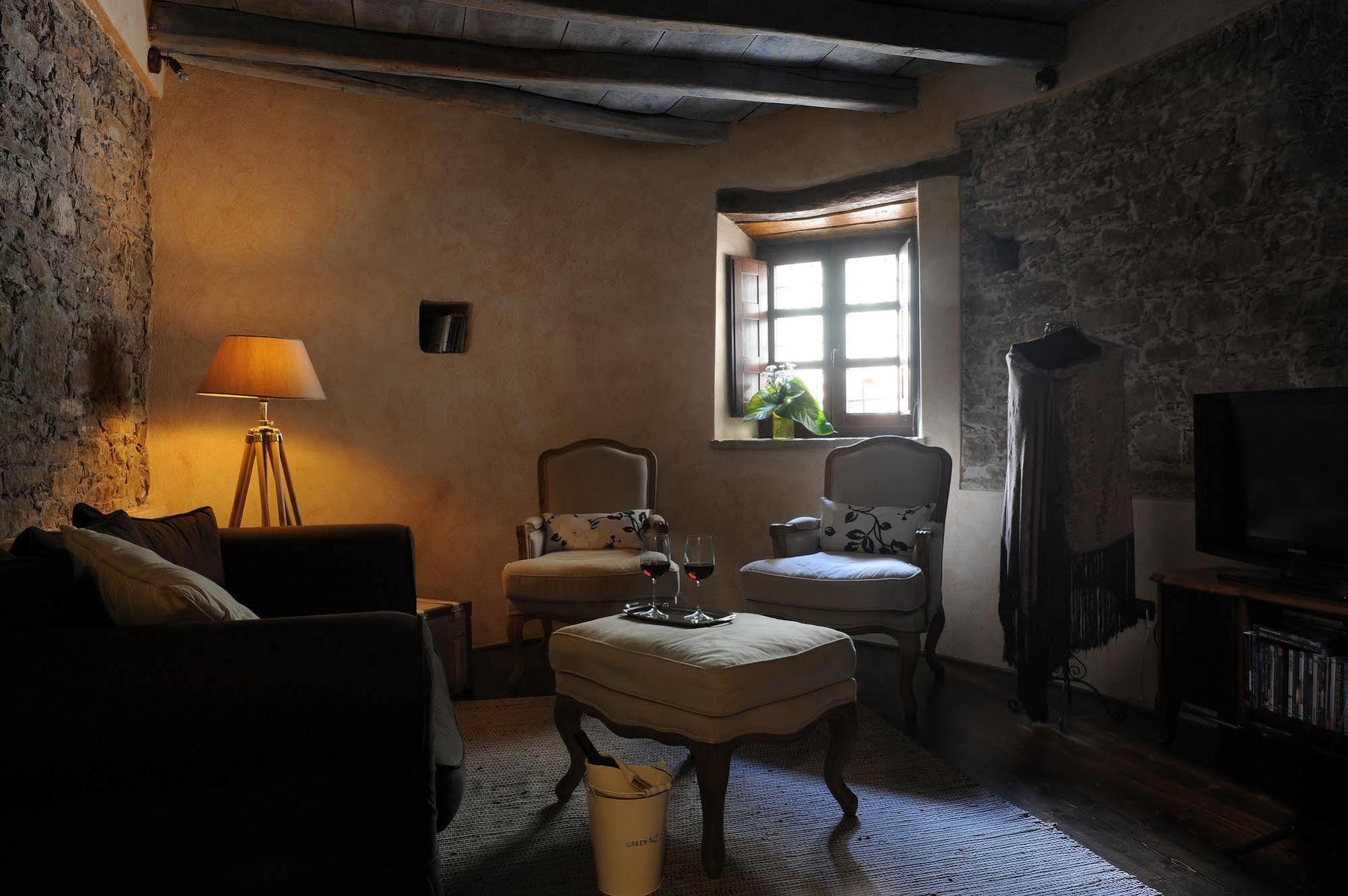 Antica Locanda Lunetta Мандас Экстерьер фото