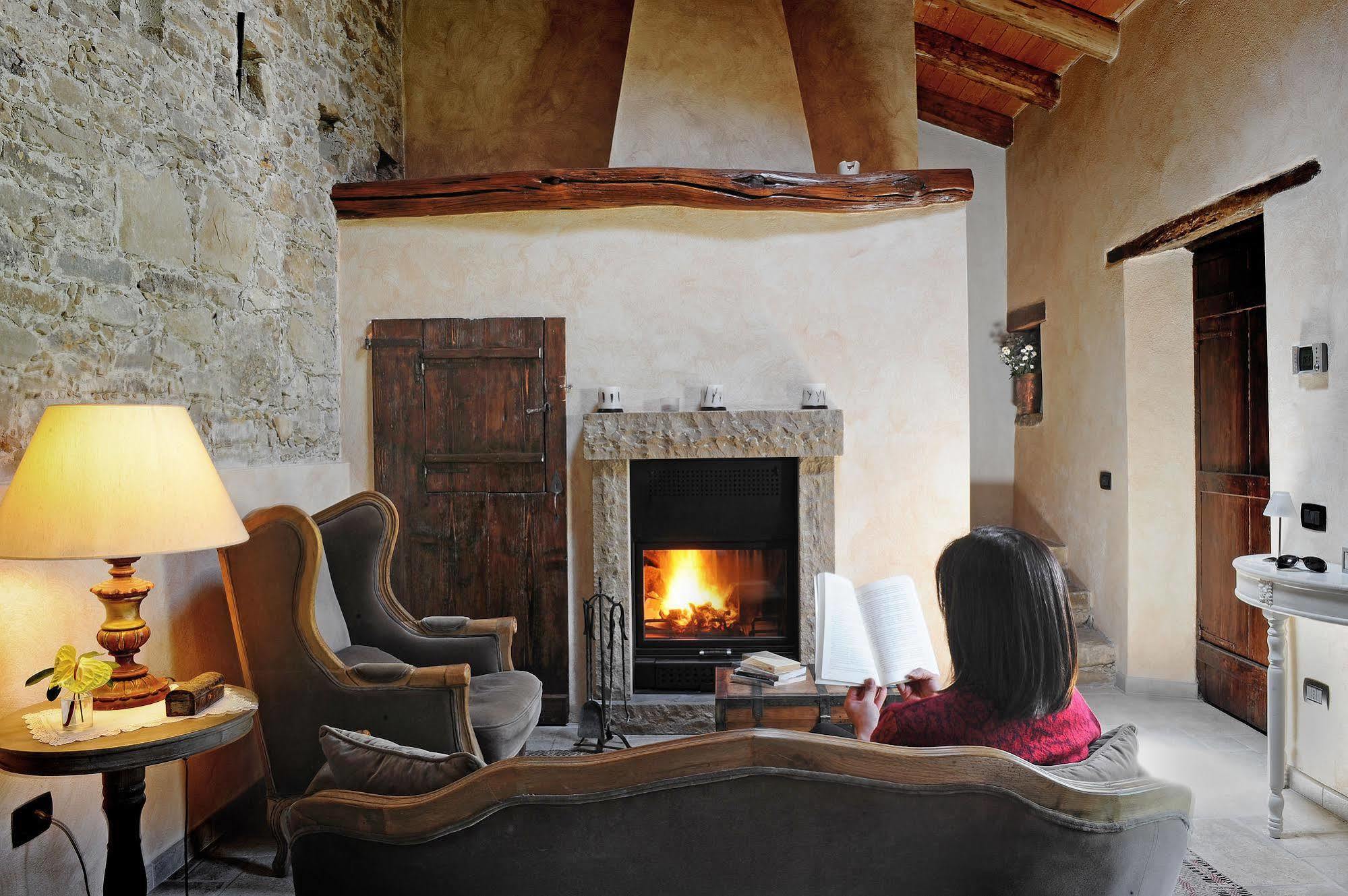 Antica Locanda Lunetta Мандас Экстерьер фото