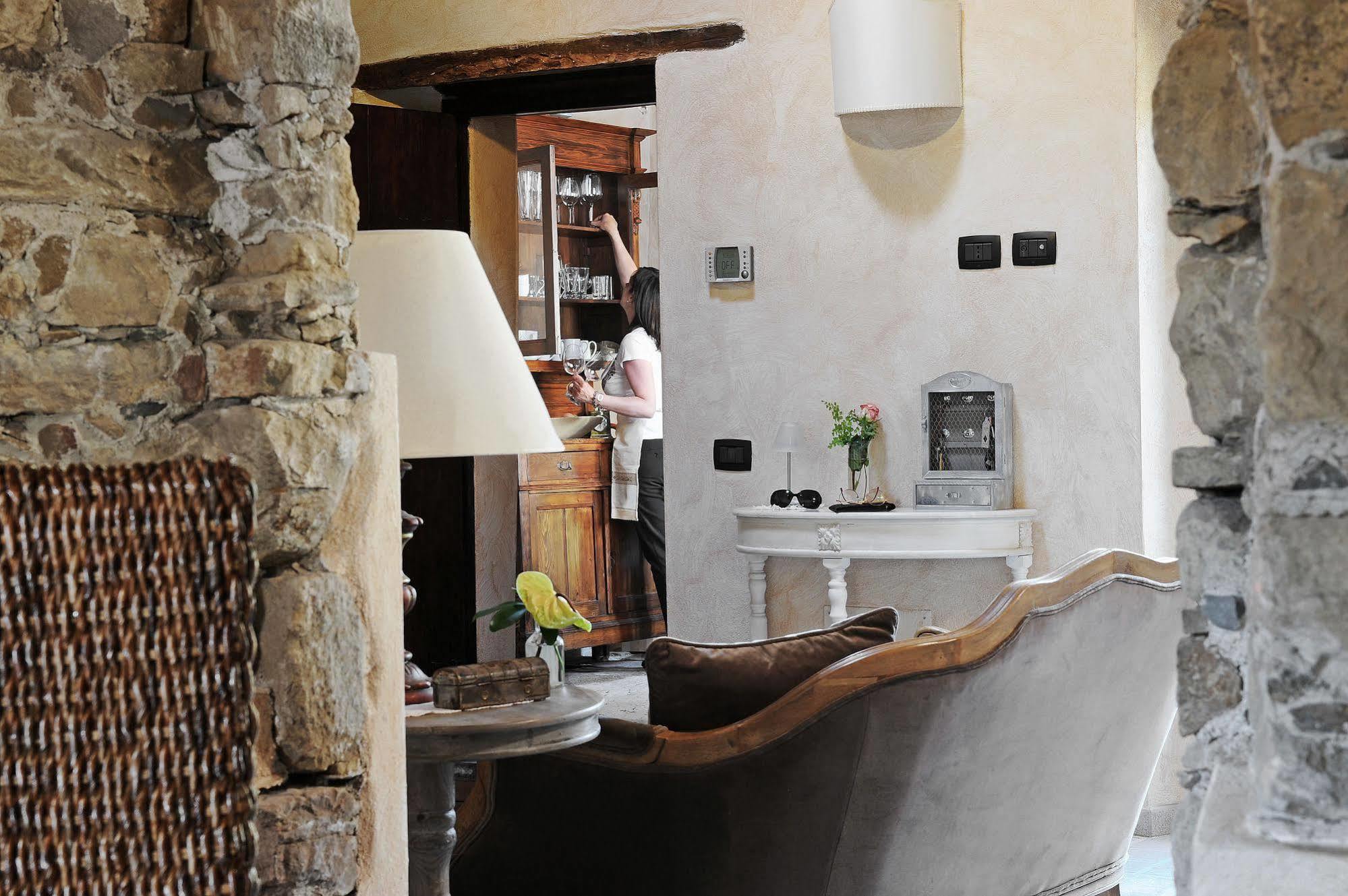 Antica Locanda Lunetta Мандас Экстерьер фото